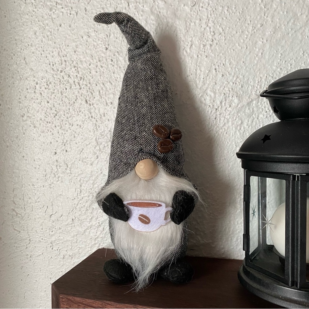 ⭐️Cute Coffee Gnome⭐️